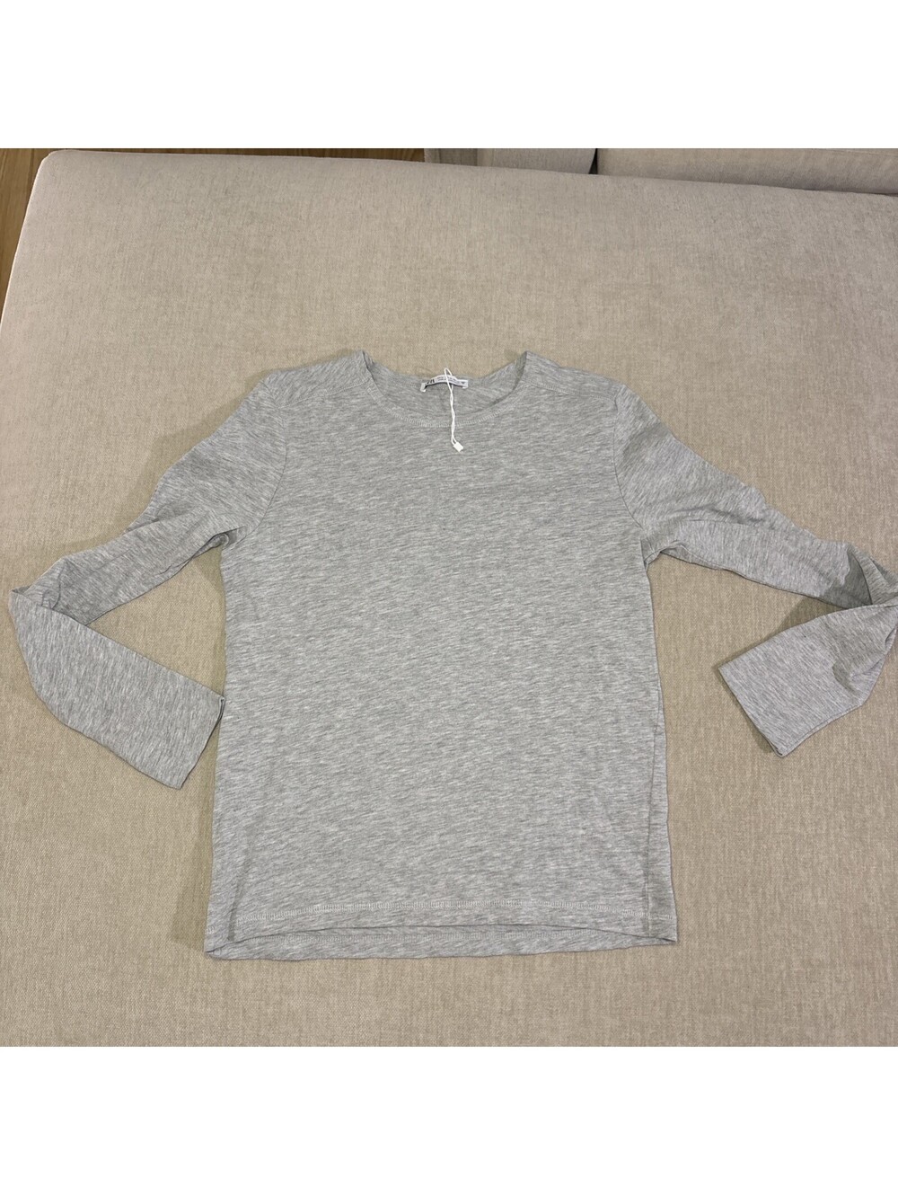 Zara Women’s basic heather grey long-sleeve T-shirt Size M